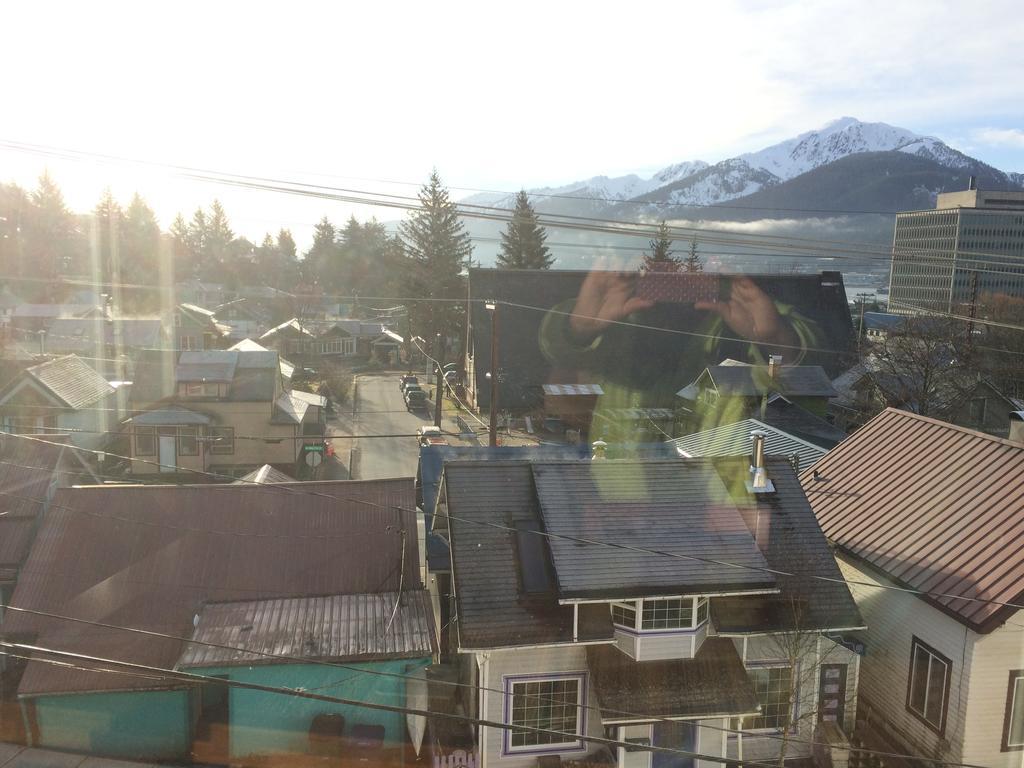 Juneau Guesthouse Екстер'єр фото